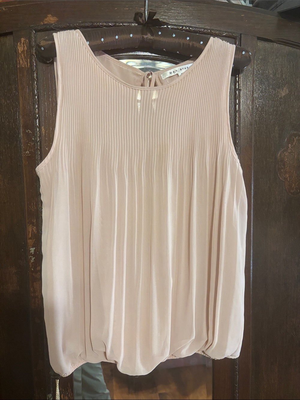 Max Studio Light Blush Pleated Sleeveless Camisole